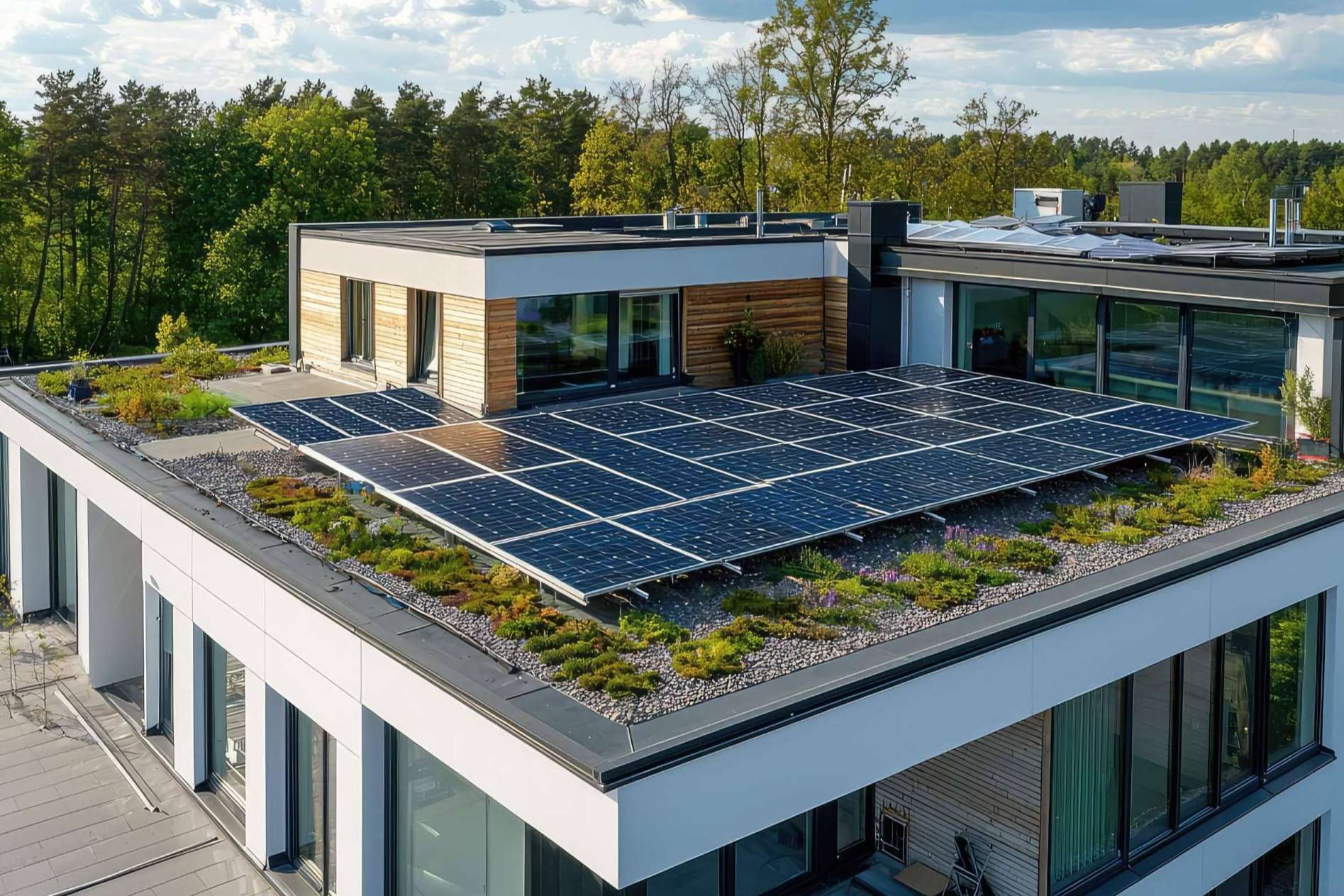 EFV Solar impulsa el autoconsumo solar con soluciones personalizadas para empresas, comunidades y hogares
