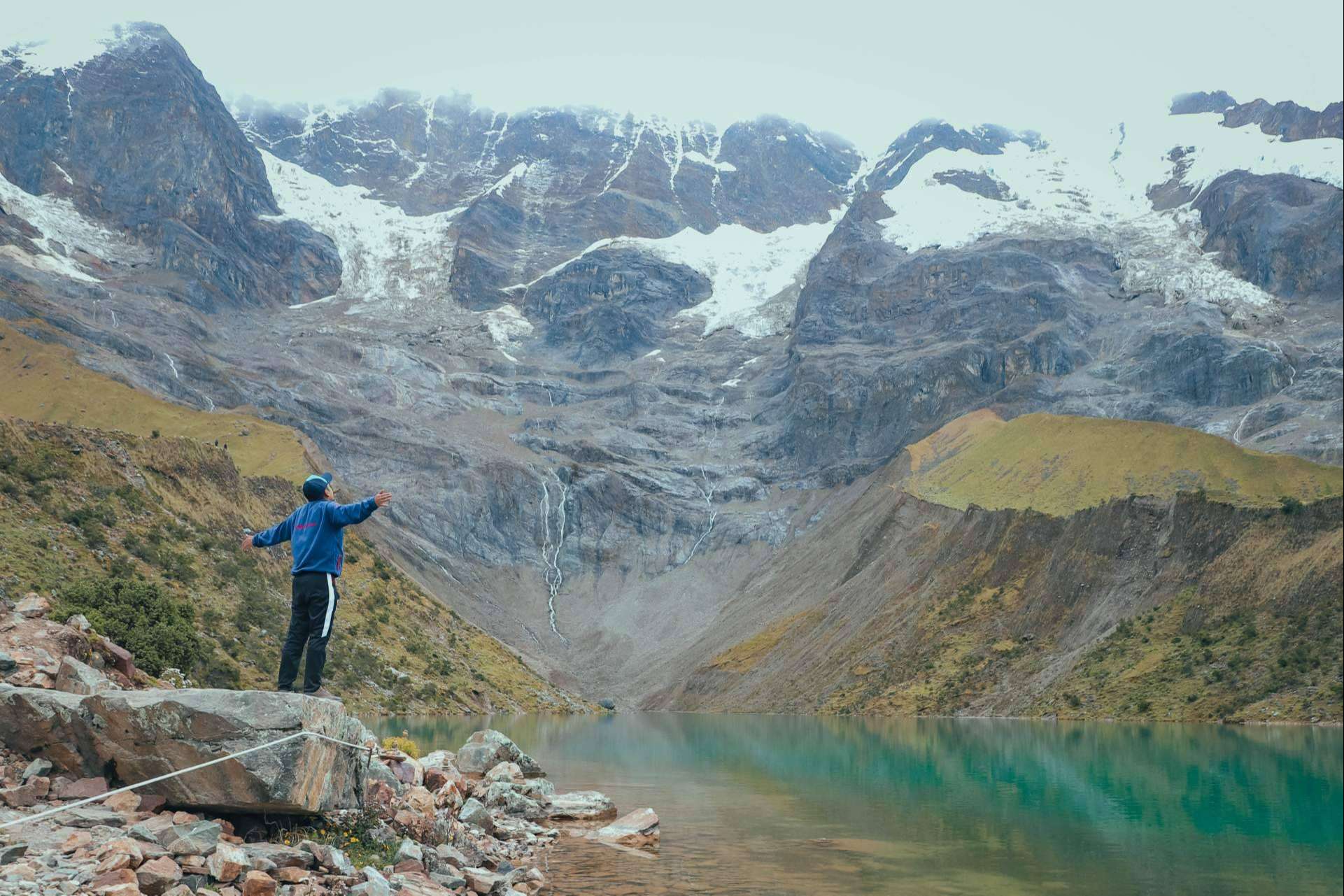 Descubrir la Laguna Humantay; un viaje entre montañas y tradiciones