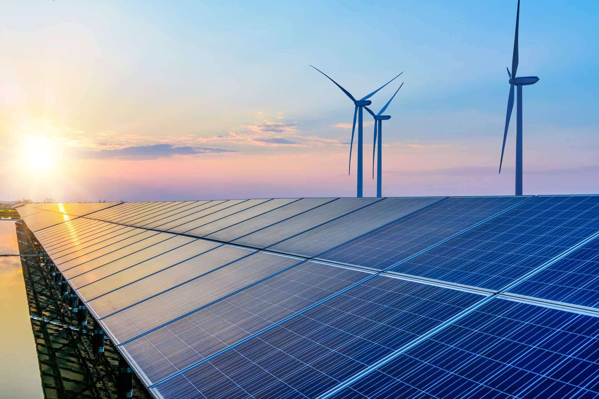 AleaSoft;  Récords de fotovoltaica y más eólica ayudan a contener los precios de los mercados europeos