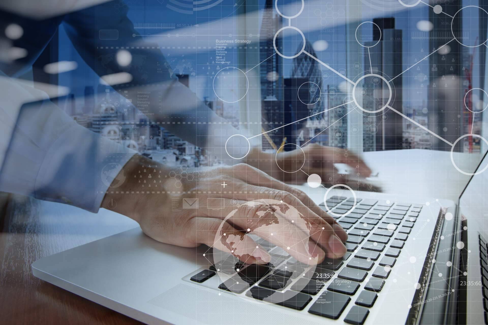 Poner en piloto automático un negocio digital; la propuesta de automatización de Israel Huerta