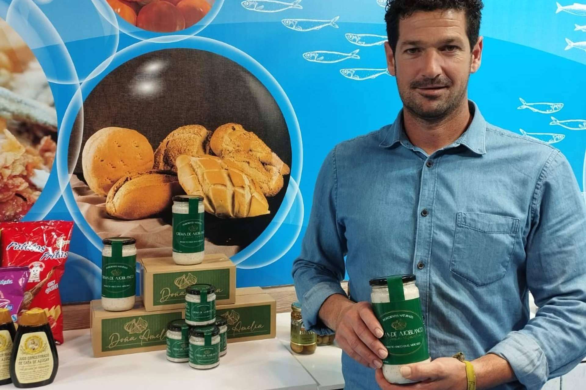 Ajoblanco artesanal; la receta centenaria malagueña que conquista el mercado español
