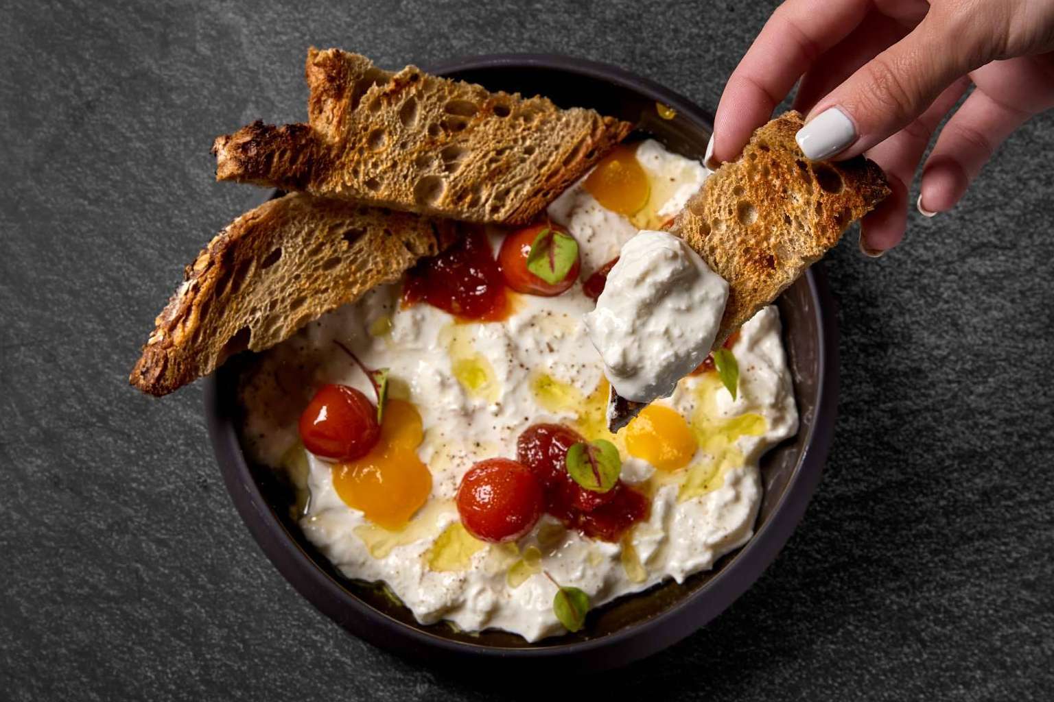 Un refugio gastronómico en La Rambla; CentOnze presenta su nueva propuesta estacional