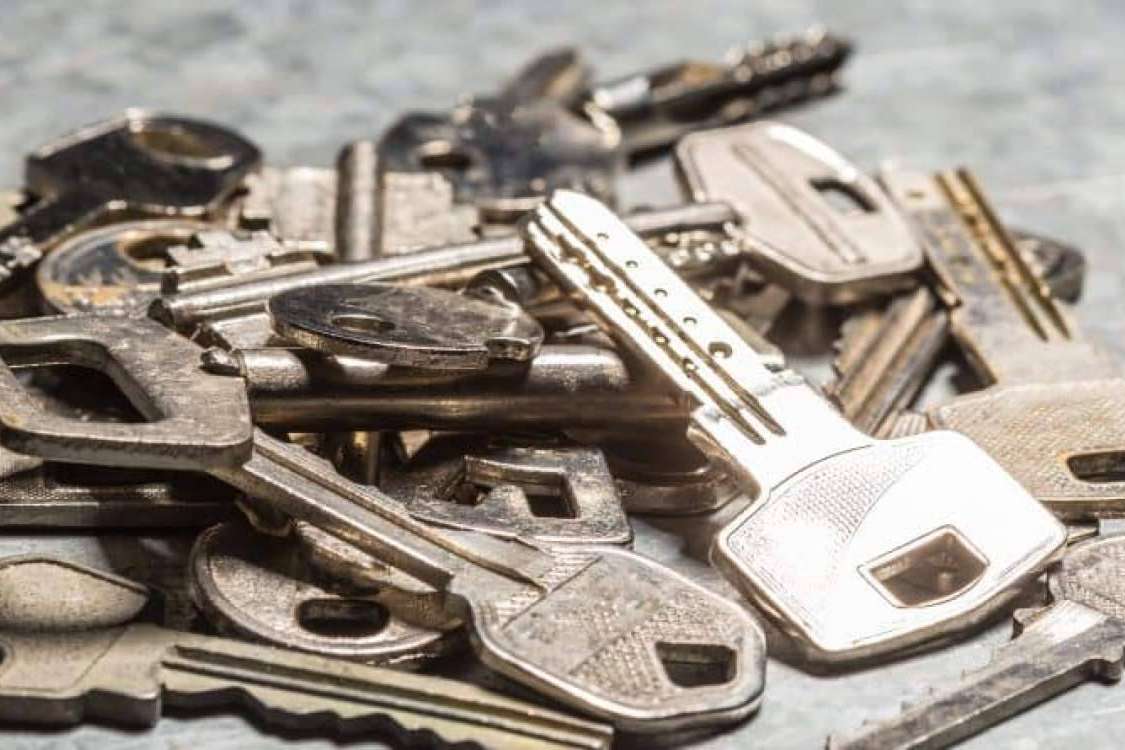 Cerrajero Santander 24h, referencia local en duplicado de llaves de seguridad y automoción
