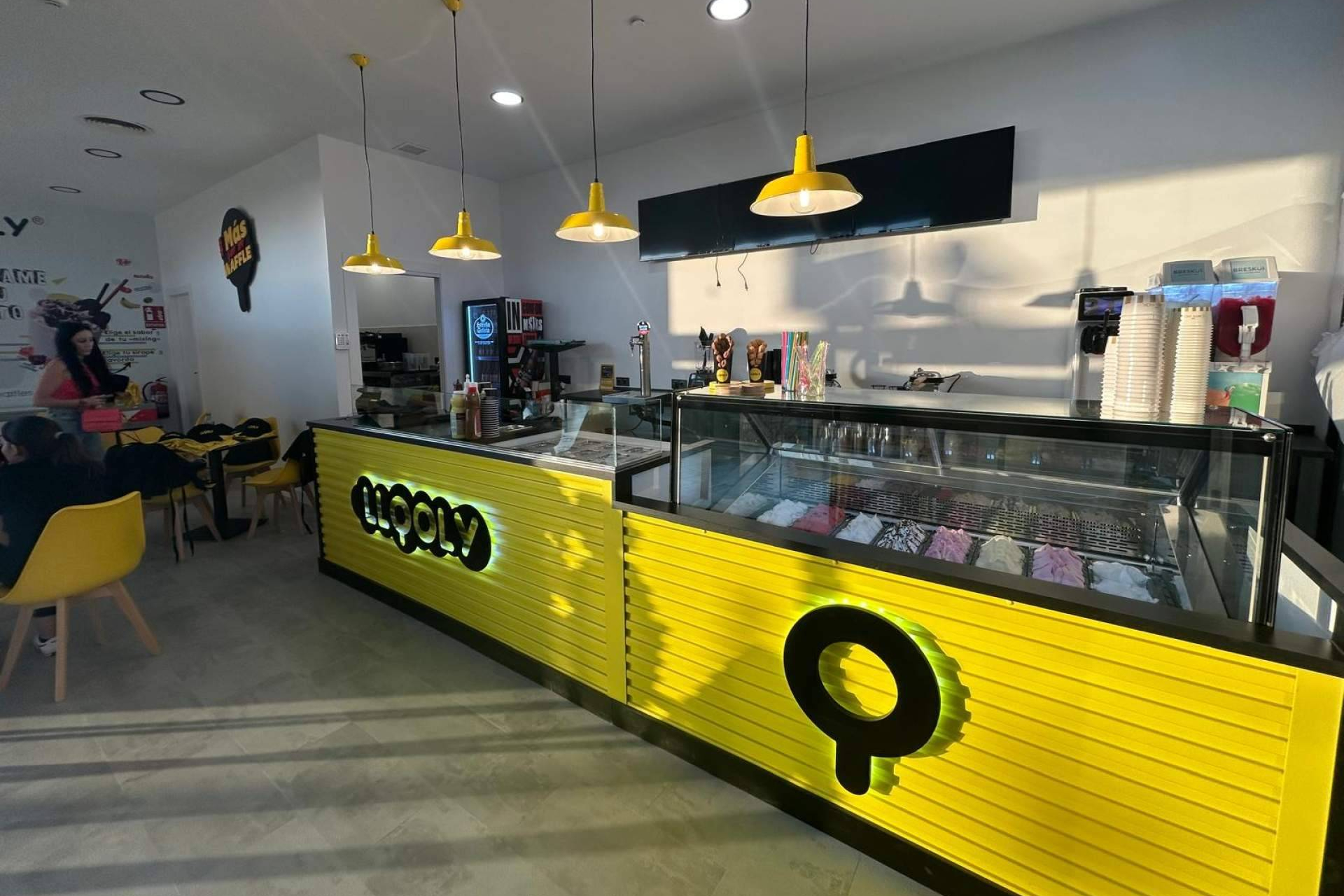 LLOOLY inaugura un nuevo local frente a la estación del AVE en Valencia con su propuesta dulce y de desayunos