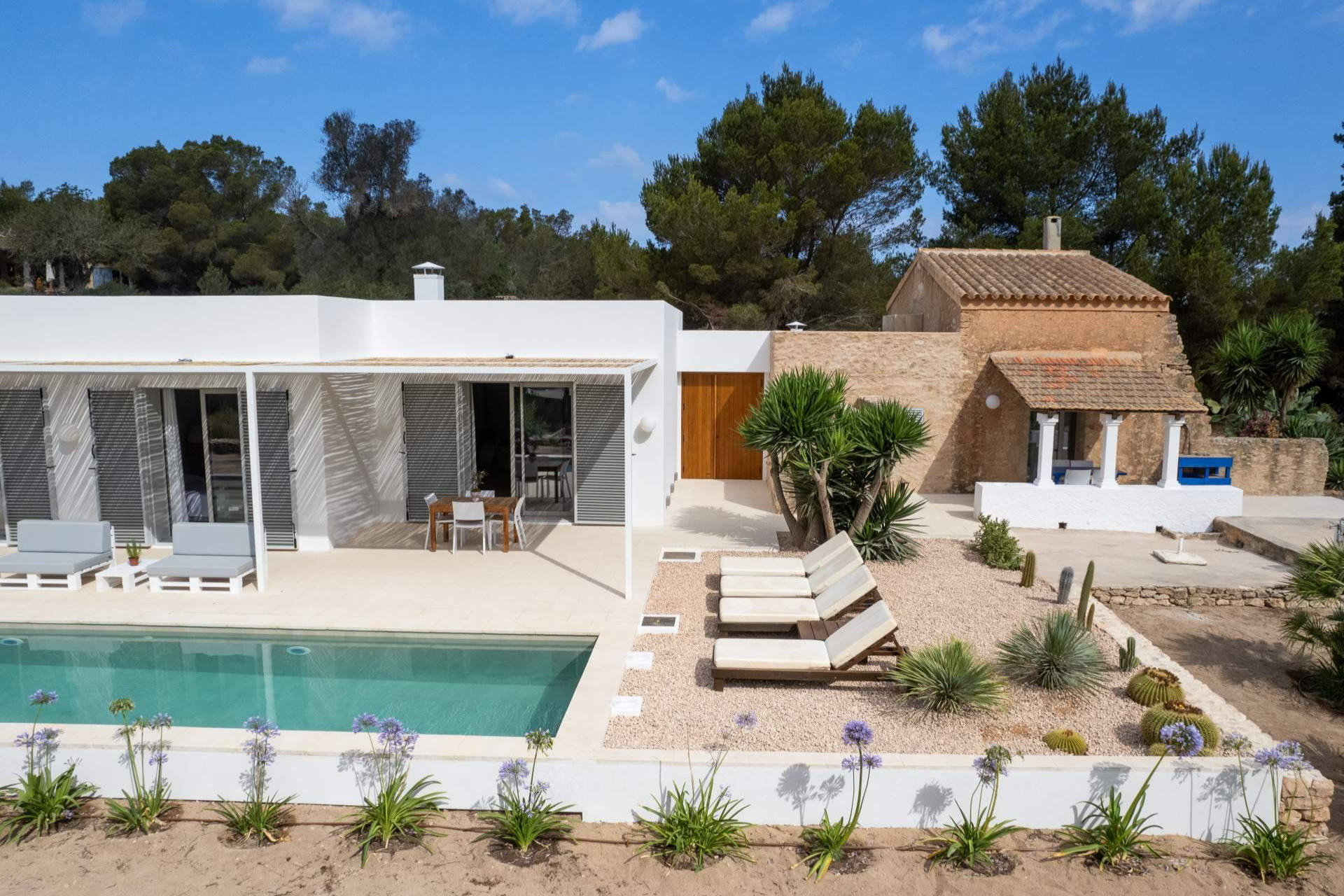 El encanto rural de Formentera cobra vida en las casas vacacionales de Can Corda