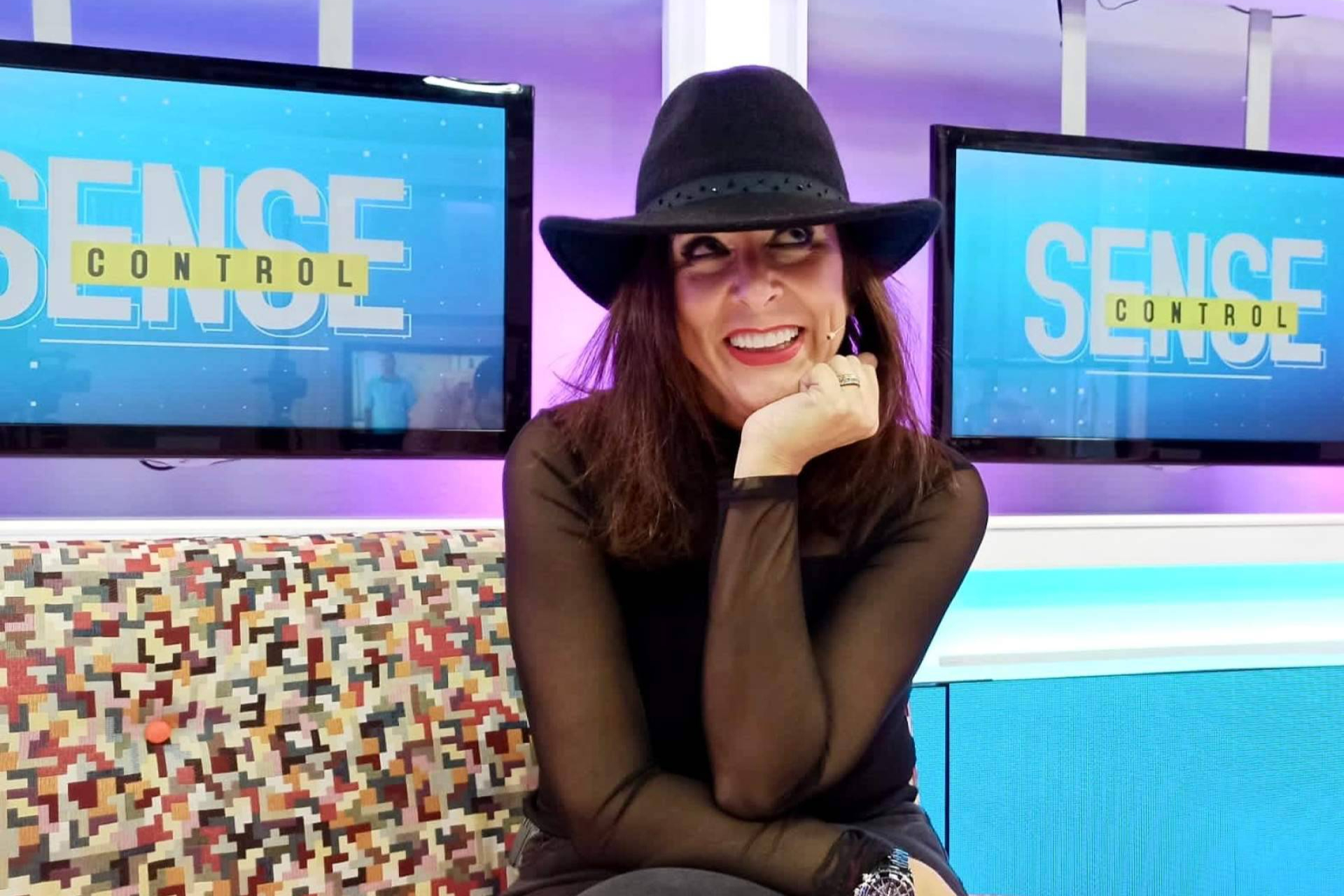 Nuevo programa Sin Control de Elena Batista