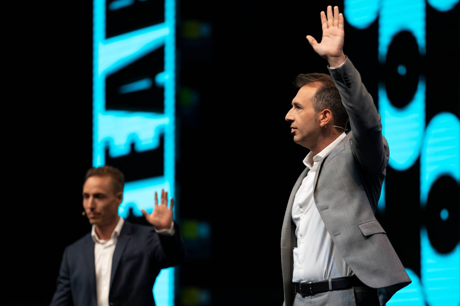 Alfonso y Christian enseñan a cerrar ventas de alto valor con ética y confianza