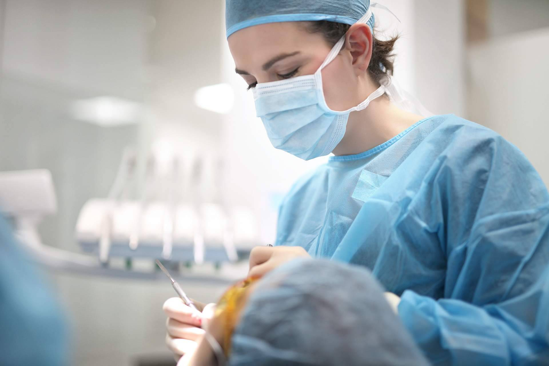 Clínica Dental Zoe destaca en Zaragoza por su endodoncia con microscopio y un enfoque clínico de alta calidad