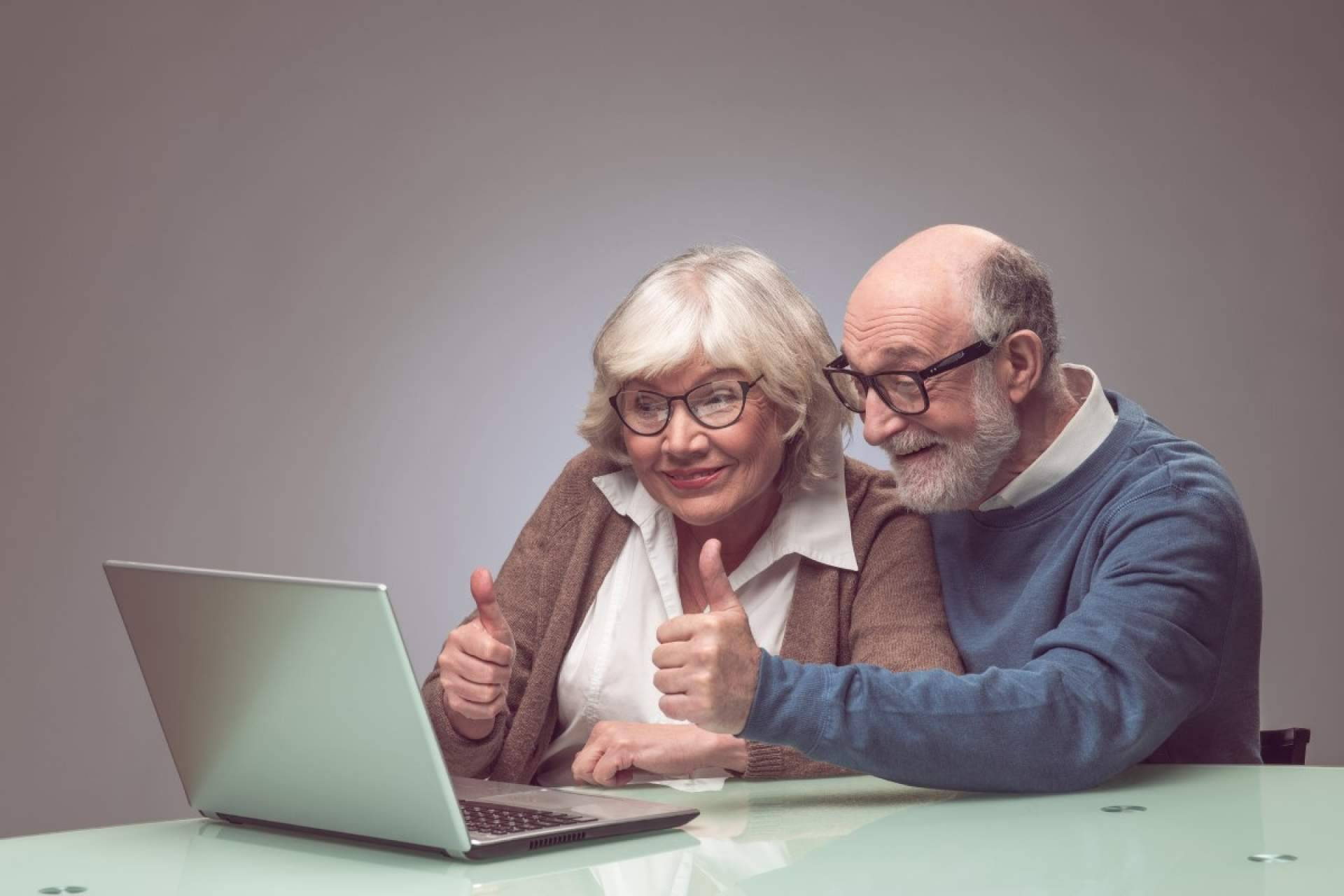 Saber de la vida y sentirse inseguro frente a la informática o la tecnología
