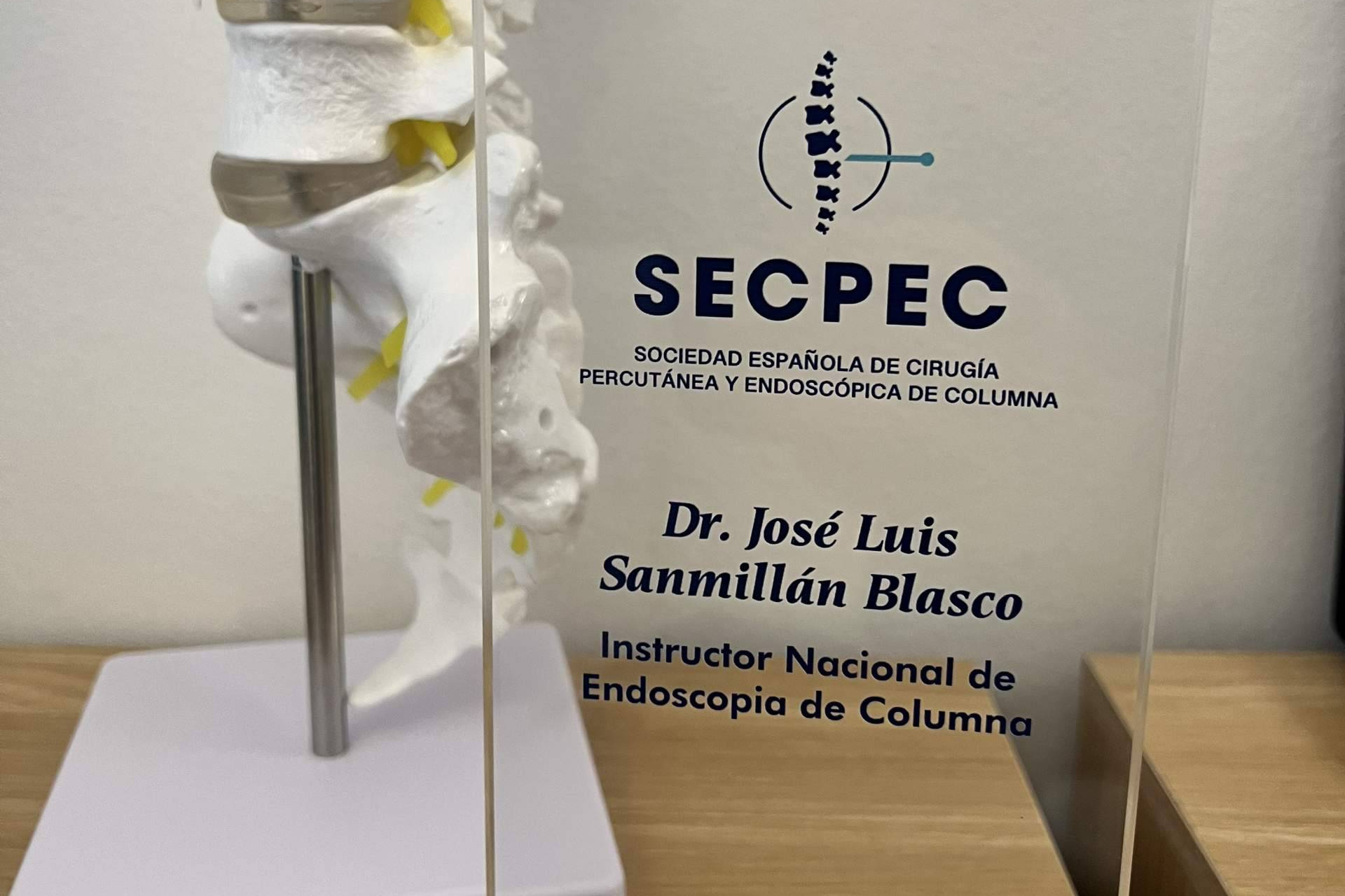 La endoscopia de columna gana terreno en 2026 como una de las grandes revoluciones de la cirugía mínimame