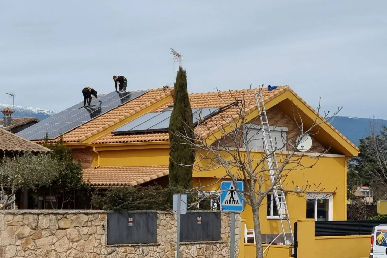 Alromar Energía instala paneles solares y sistemas de aerotermia con soluciones personalizadas en Madrid