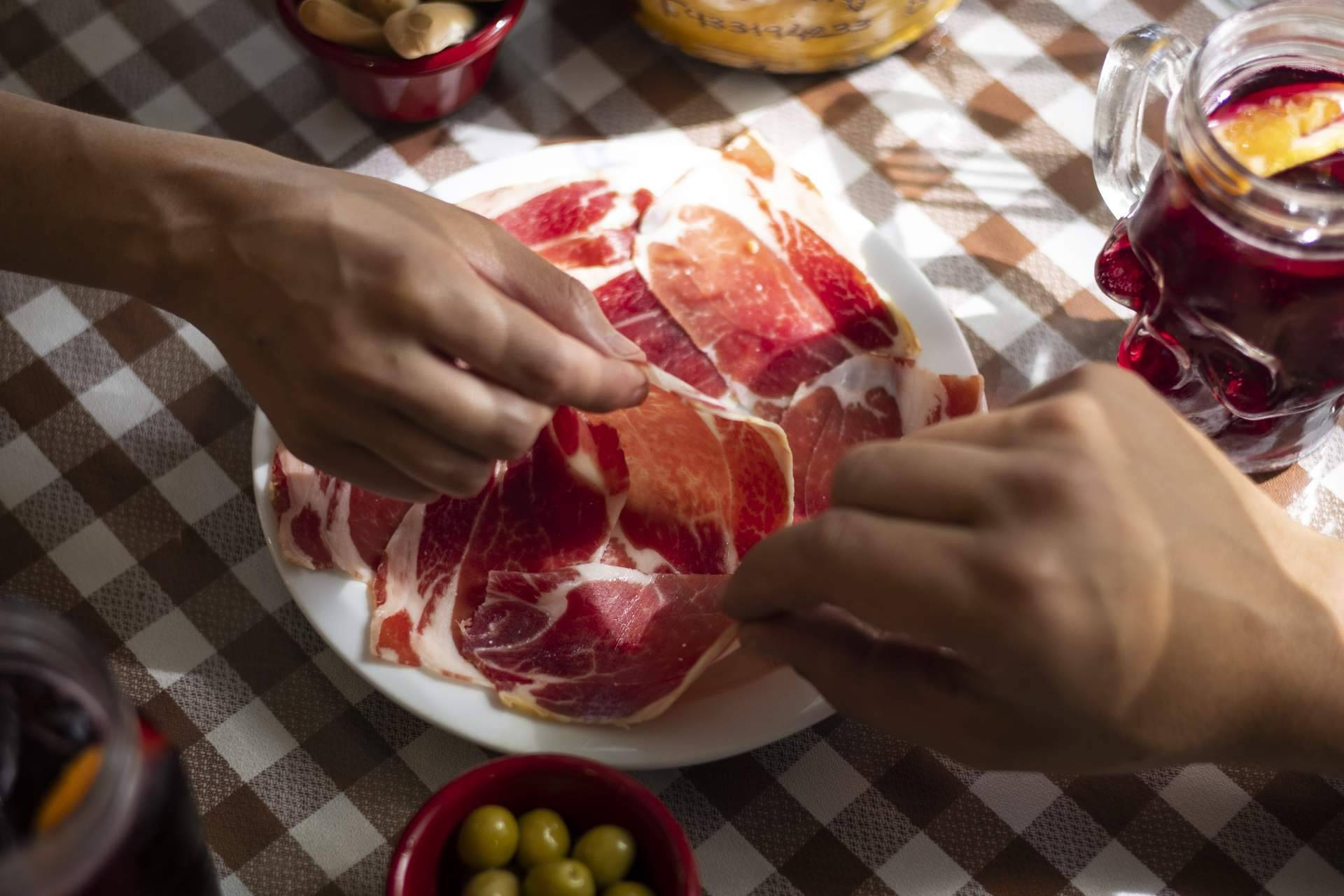 Pasa Tapas consolida su propuesta como restaurante en Barceloneta de cocina mediterránea tradicional