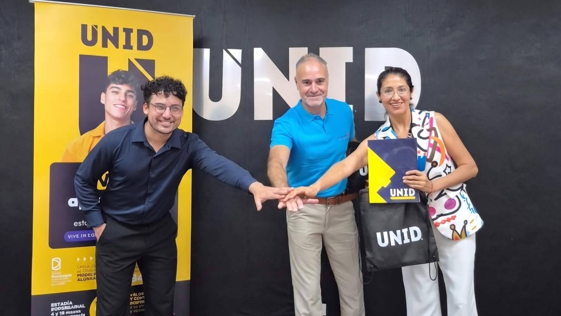 Presenzia y la Universidad UNID de Mérida Yucatán impulsan la formación con tecnología avanzada