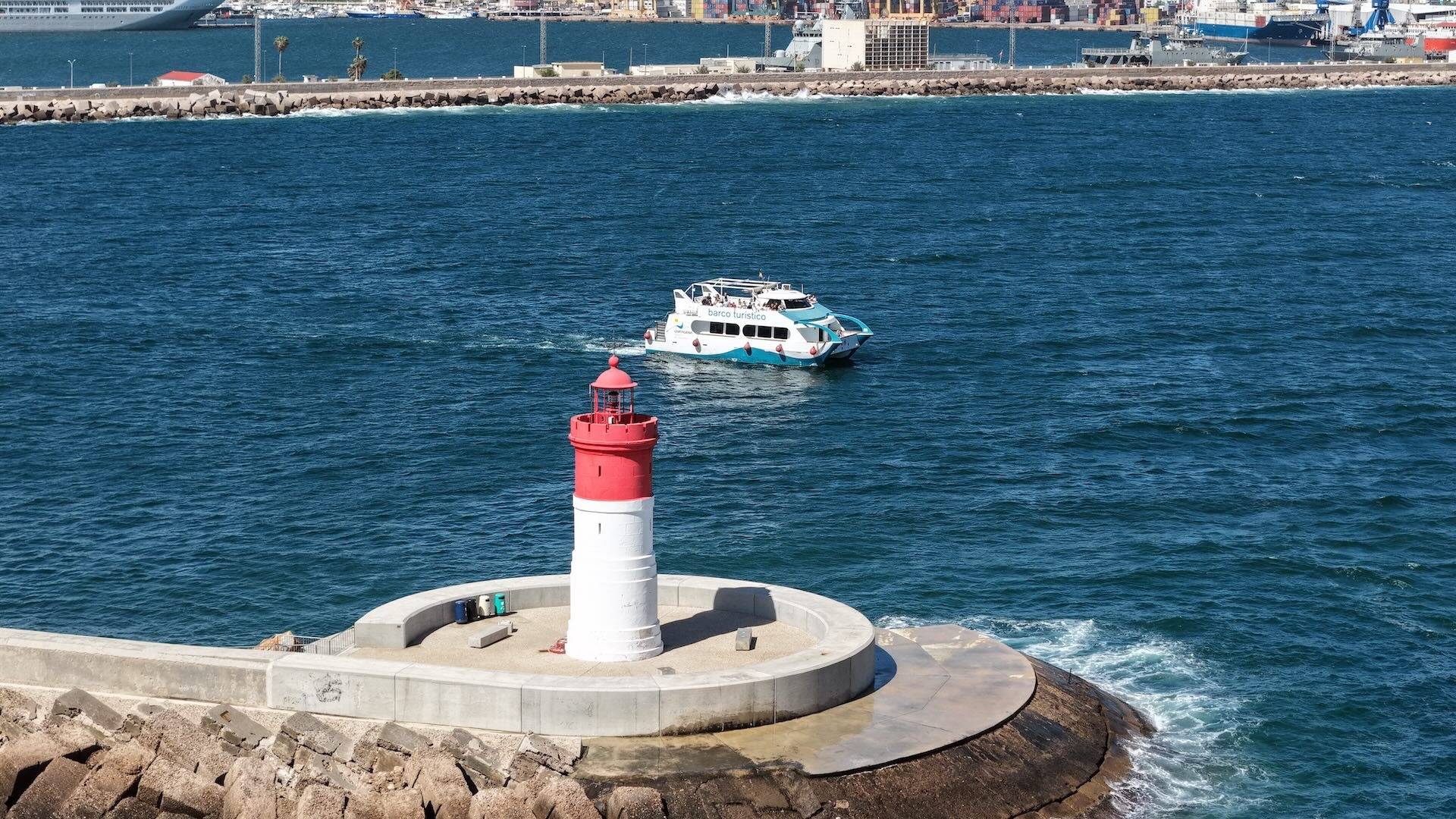 Barco turístico, ascensor panorámico y castillo; la trilogía perfecta para descubrir la bahía de Cartagena