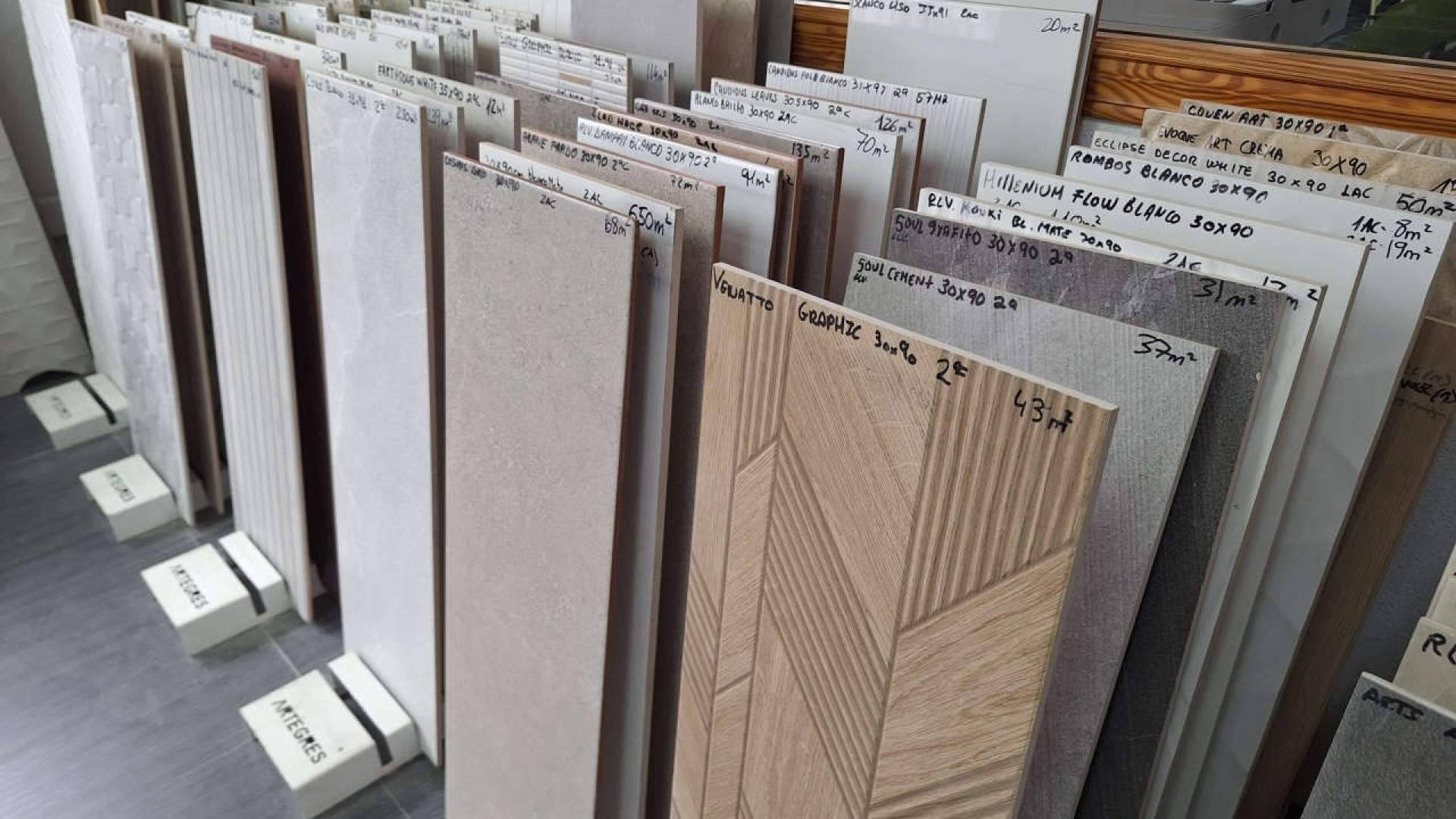 Artegres se consolida como referente en azulejos outlet multimarca con descuentos de hasta el 70%