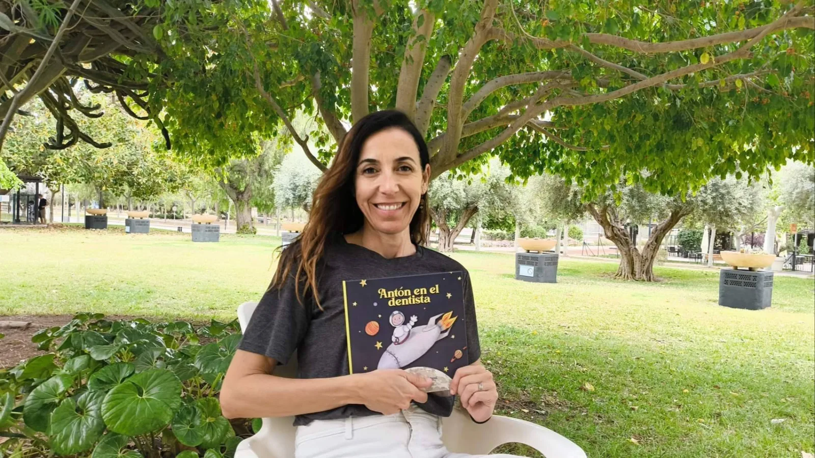 Ane Gastesi Larrañaga desarrolla recursos educativos para facilitar la visita al dentista para niños