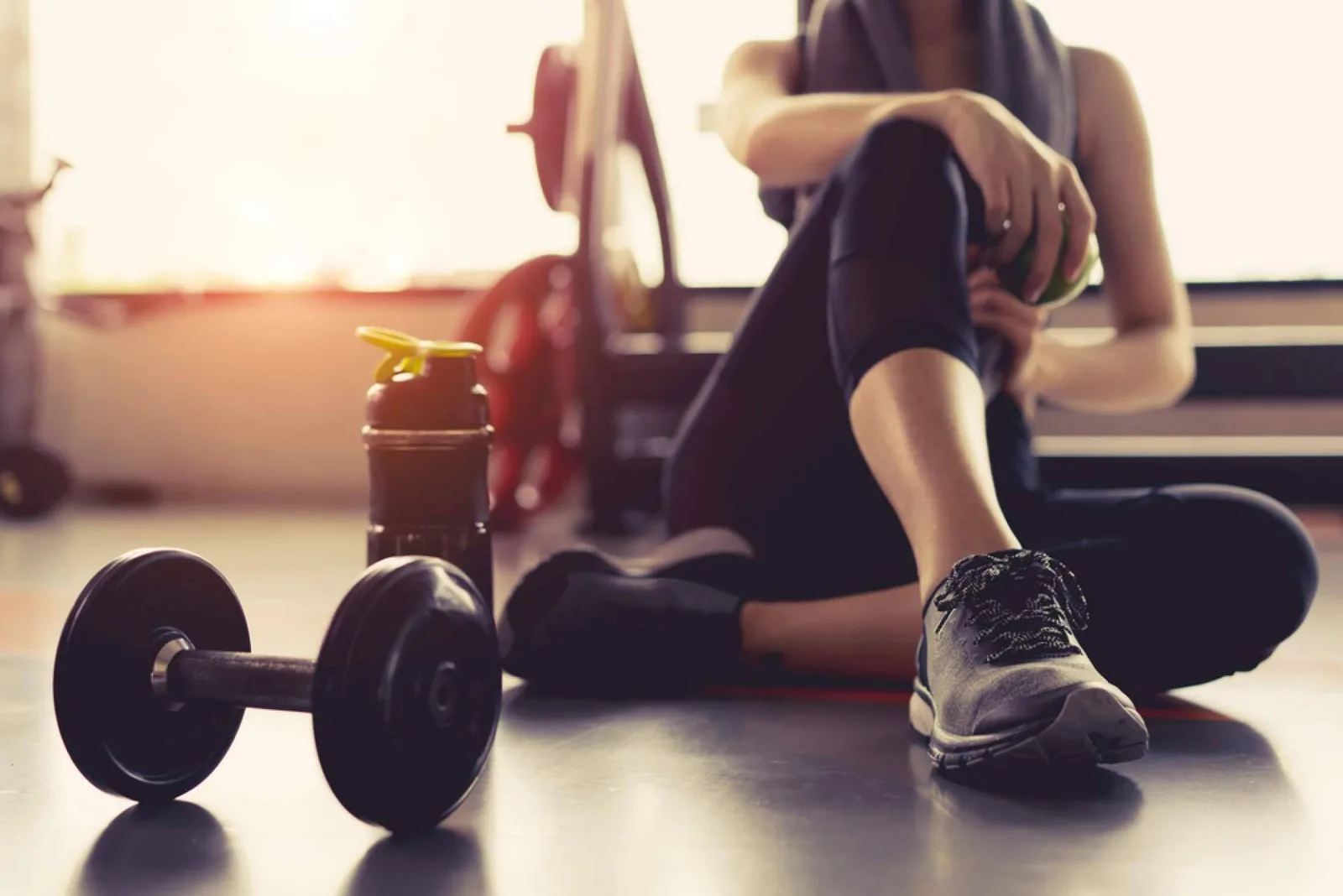 Pisos para gimnasios personalizados, un elemento clave para proteger equipos y deportistas