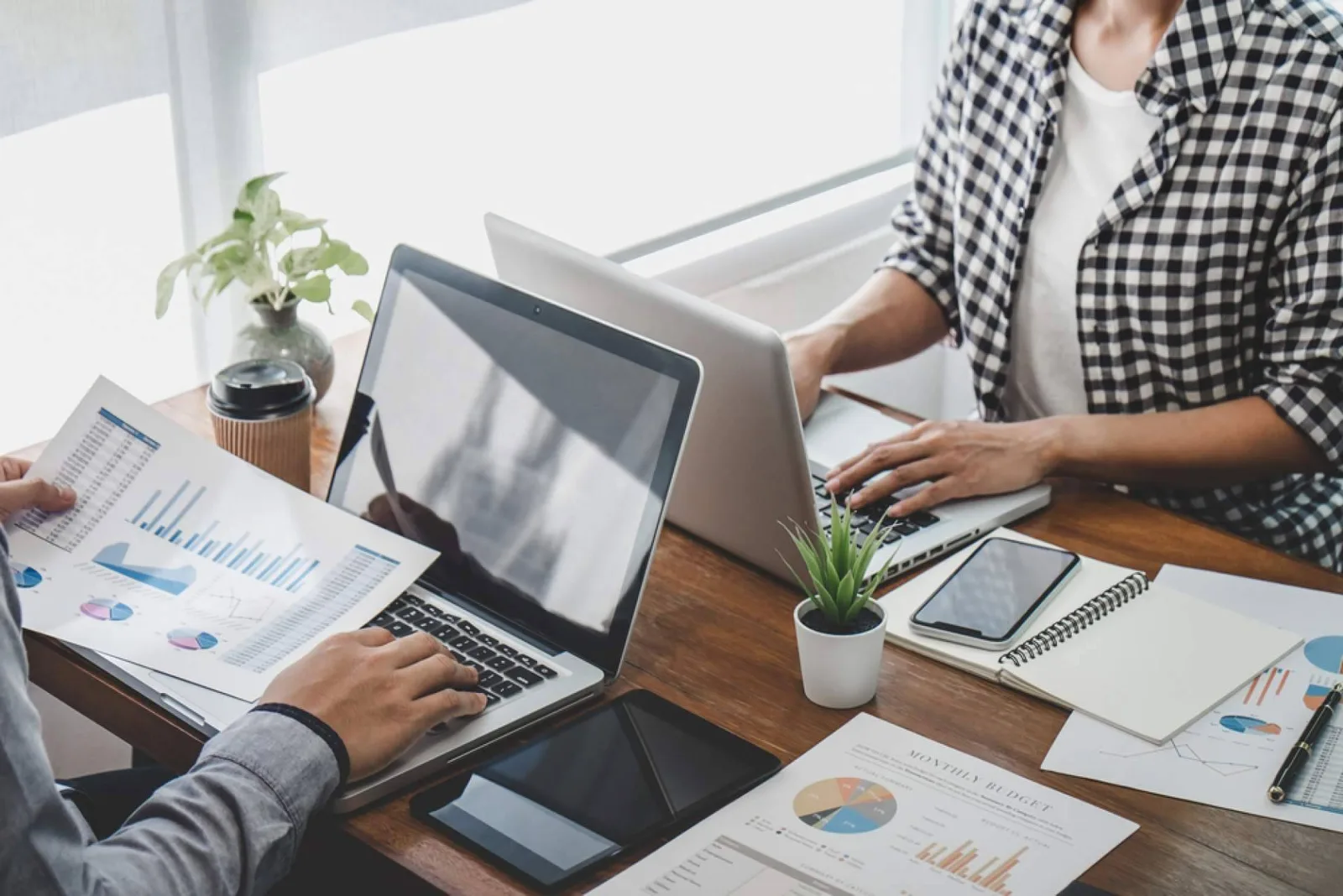 CRM con inteligencia artificial, la herramienta que marcará las ventas de las empresas en 2026